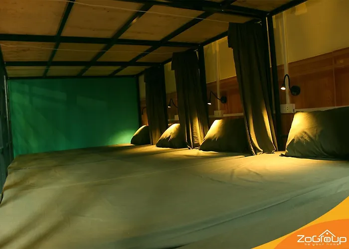 Hostel Zostay Halong Backpackers *
