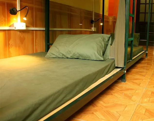 Zostay Halong Backpackers Ha Long